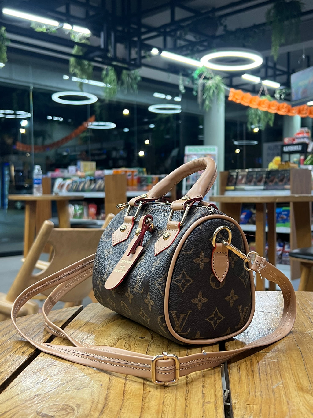 Sac Louis Vuitton Et Porte-monnaie Style Élégant (Sac + Porte-monnaie) LV-1016